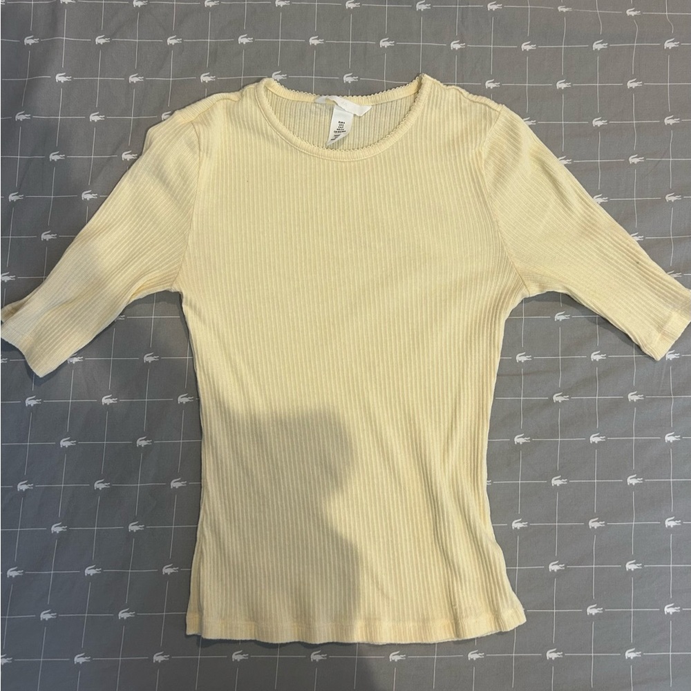 H&M Pale Yellow Ribbed Short Sleeve Crewneck Top